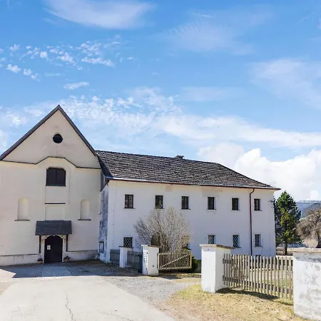Inviting Castle In With Garden Ferienhaus *
